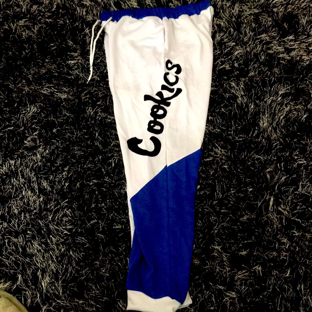 Jogging pants
